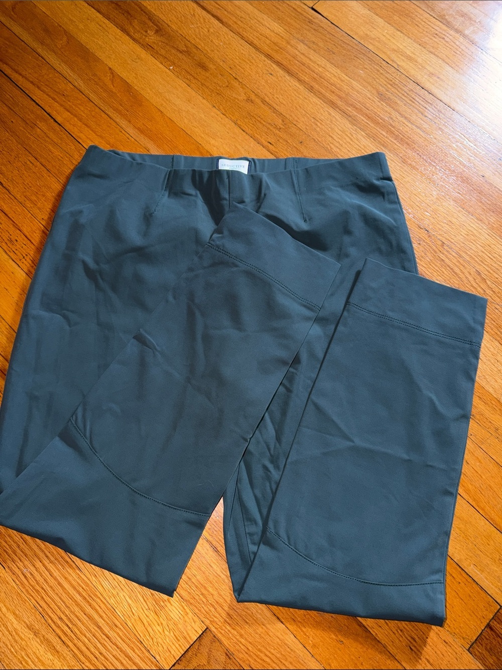 Seductive Sabrina Cropped Ankle Pants in Deep Teal size 42